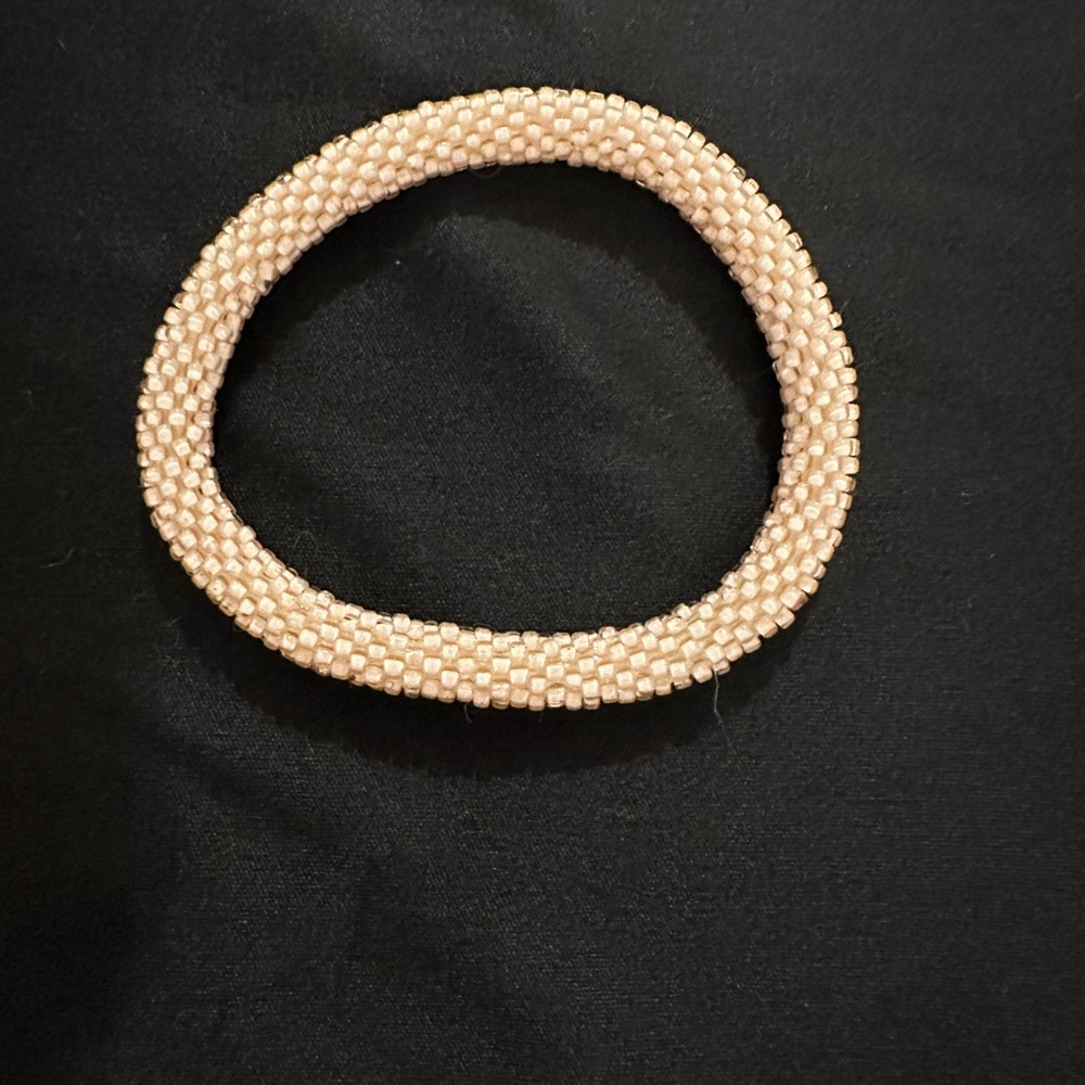 Elegant Cream Beaded Bracelet